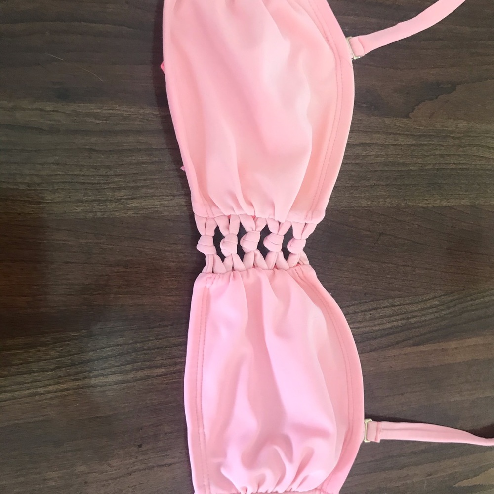 Pink Bikini - Picture 2 of 5